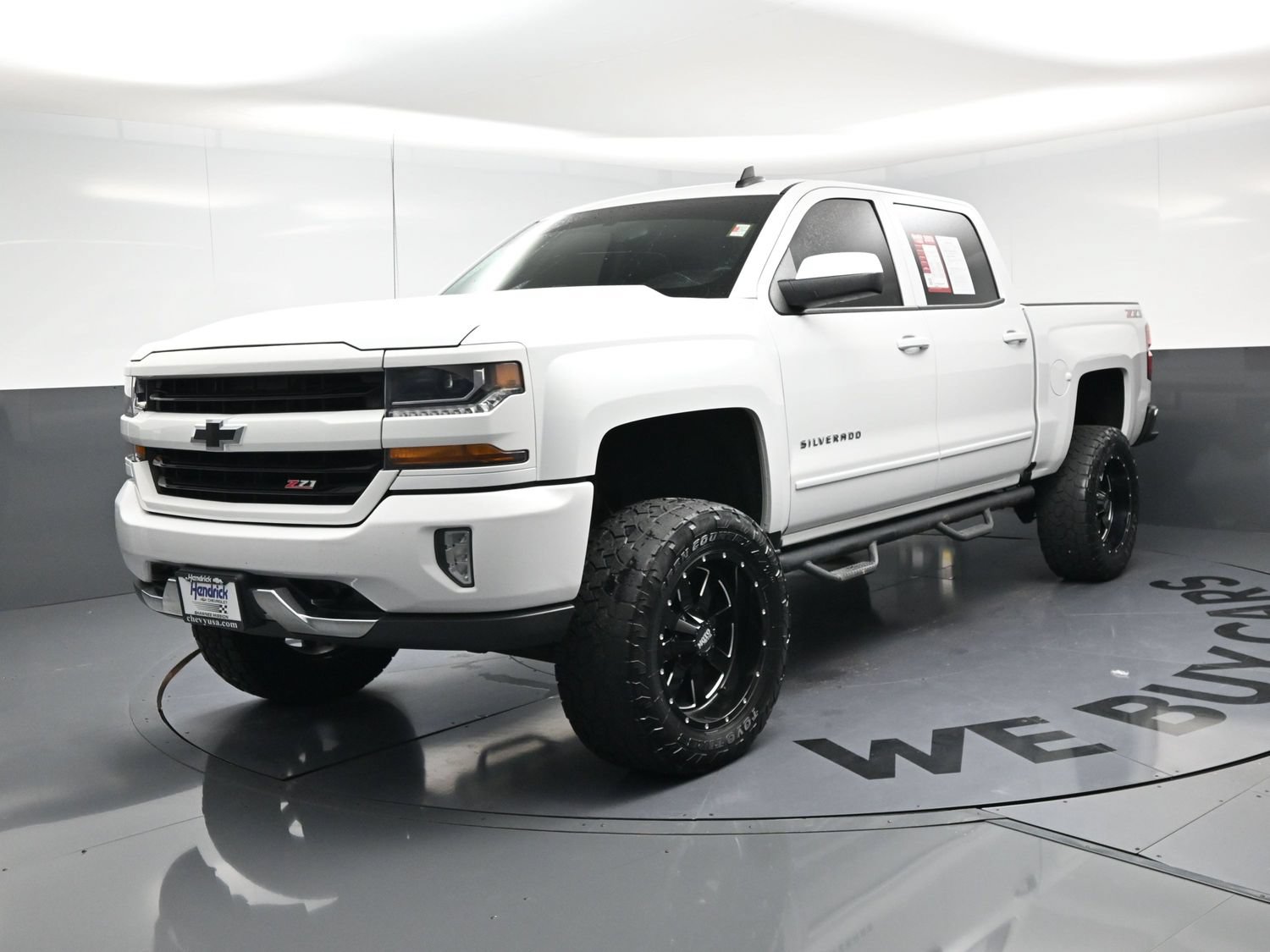 Used 2018 Chevrolet Silverado 1500 LT w/ All Star Edition AWD/4WD image 5