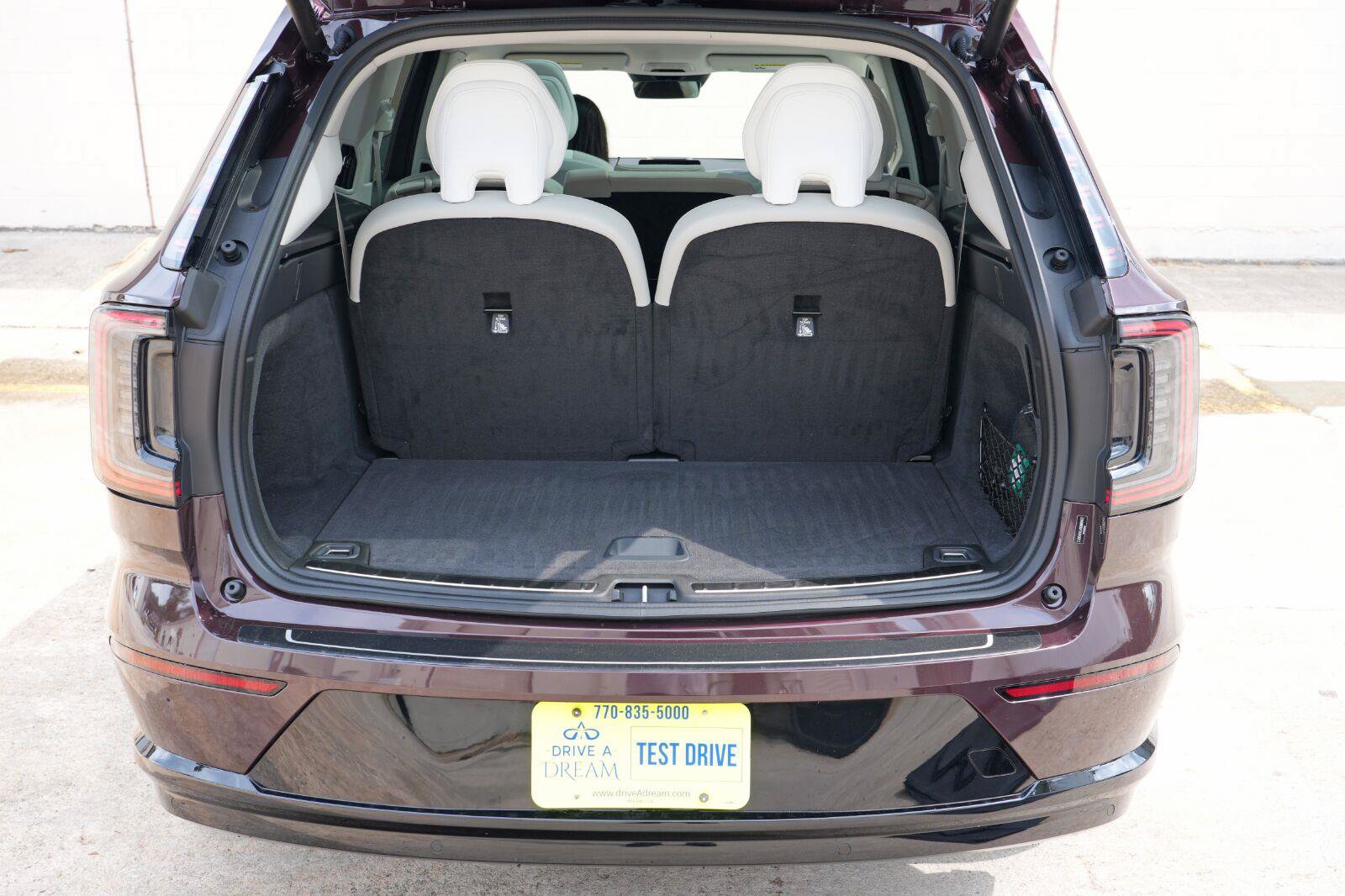 Used 2025 Volvo EX90 Ultra AWD/4WD image 9
