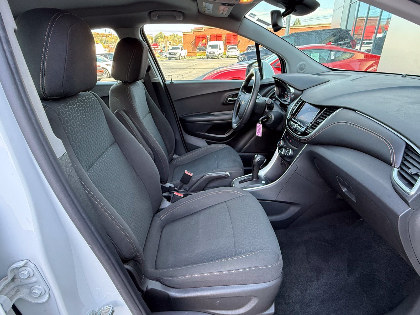 Used 2021 Chevrolet Trax LS AWD/4WD image 13