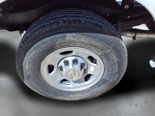 New 2026 Chevrolet Express 3500 w/ Power Convenience Package RWD image 11
