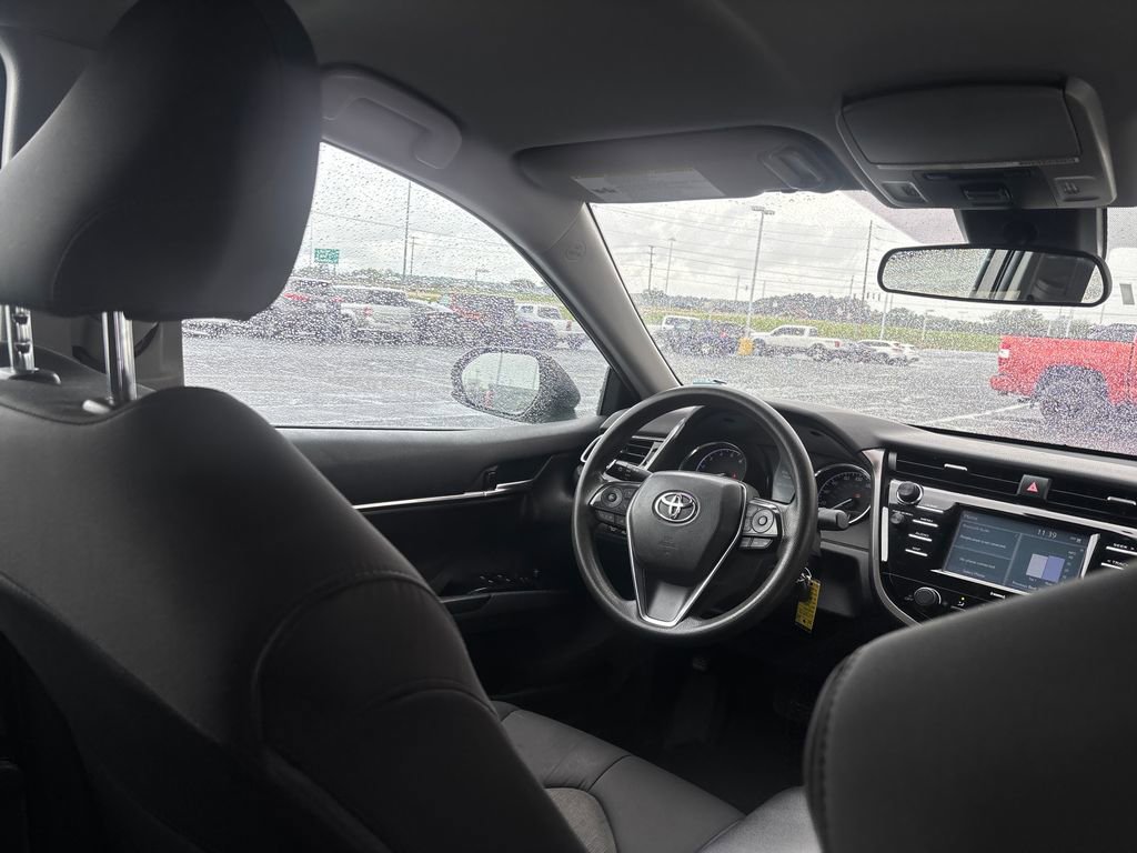 Used 2020 Toyota Camry LE FWD image 26