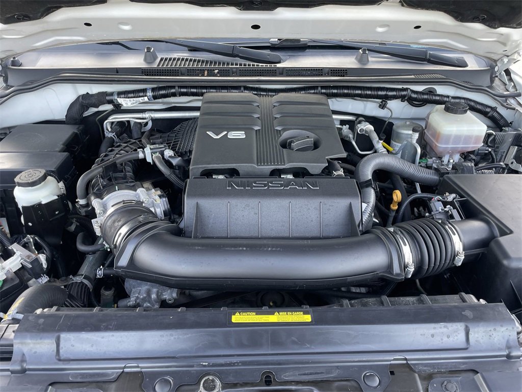 Used 2020 Nissan Frontier PRO-4X image 16
