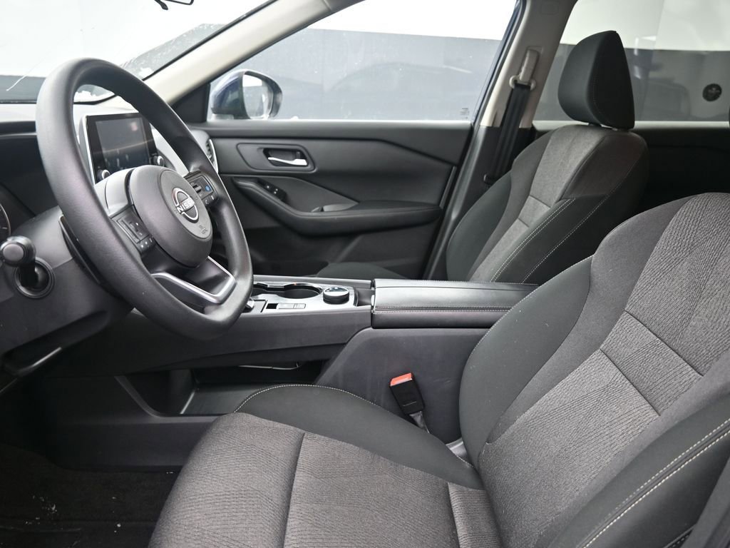 Used 2024 Nissan Rogue SV image 18