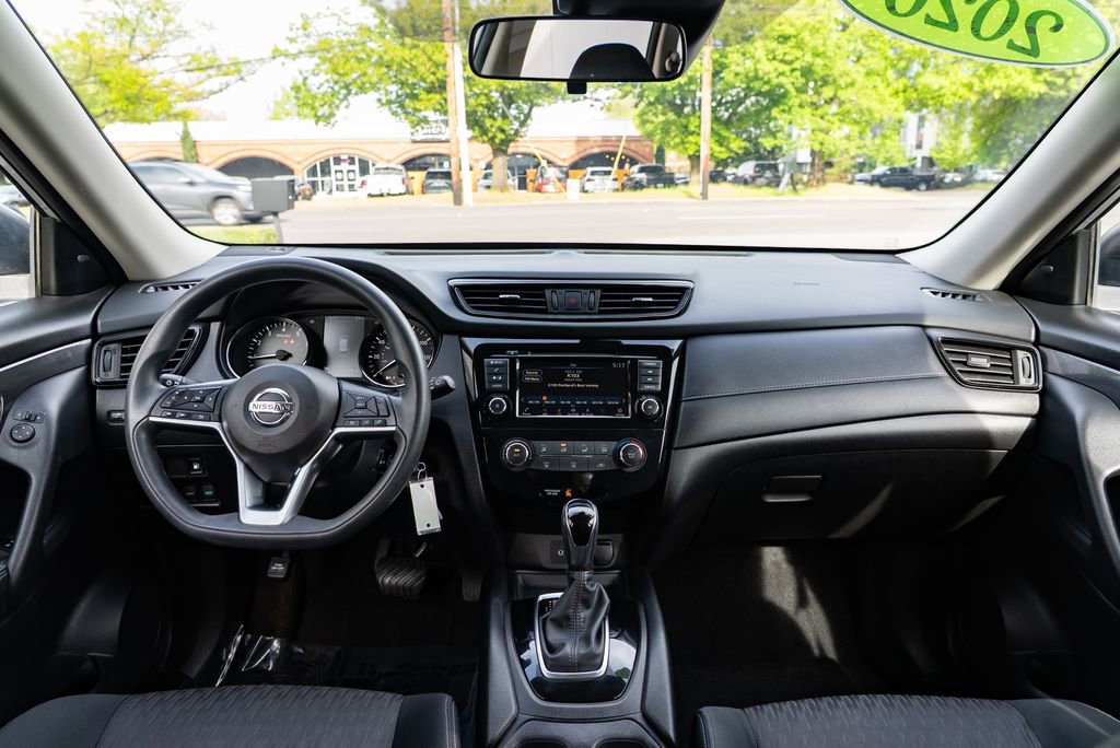 Used 2020 Nissan Rogue S AWD/4WD image 9