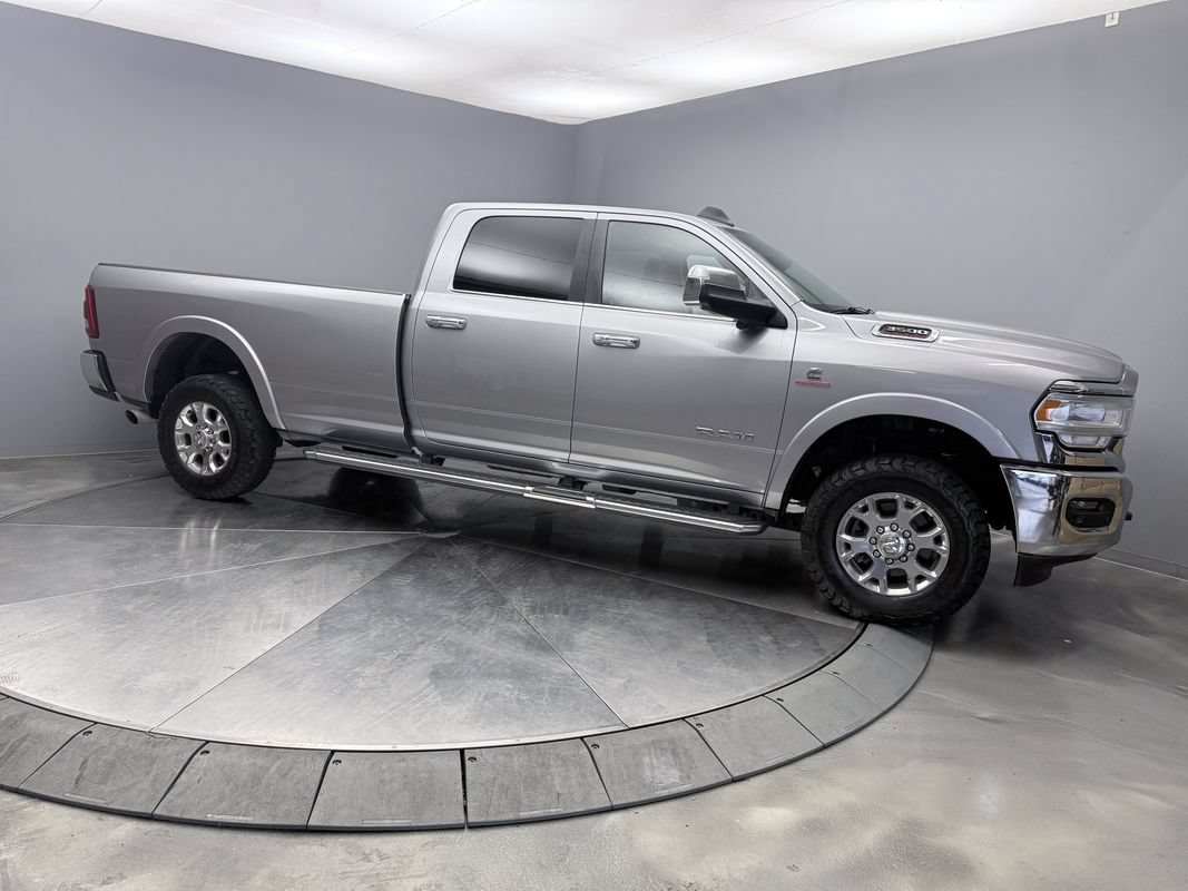 Used 2019 RAM 3500 Laramie AWD/4WD image 3