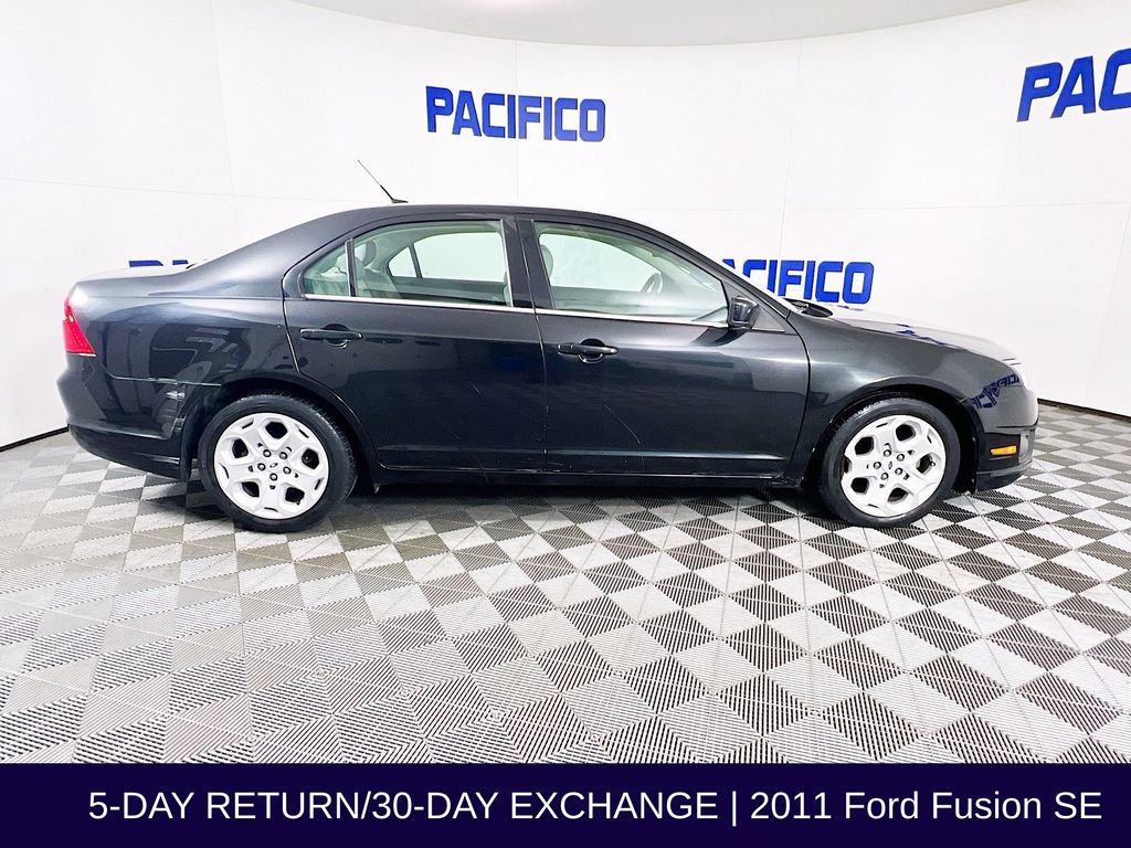 Used 2011 Ford Fusion SE w/ 202A Rapid Spec Order Code image 9