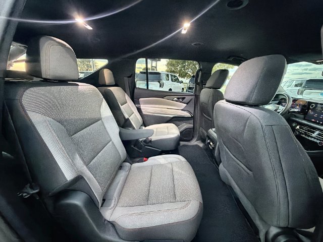 Used 2026 Chevrolet Traverse LT w/ Driver Confidence Package FWD image 26