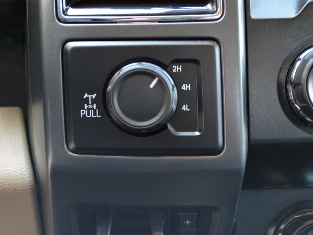 Used 2019 Ford F250 XLT w/ XLT Value Package image 22