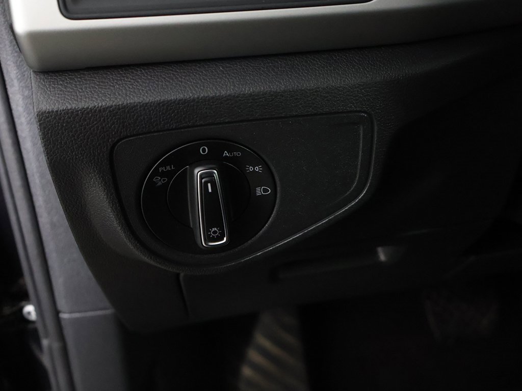 Used 2021 Volkswagen Atlas SE image 36