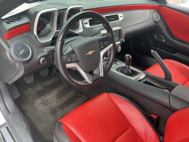 Used 2015 Chevrolet Camaro SS w/ RS Package image 16
