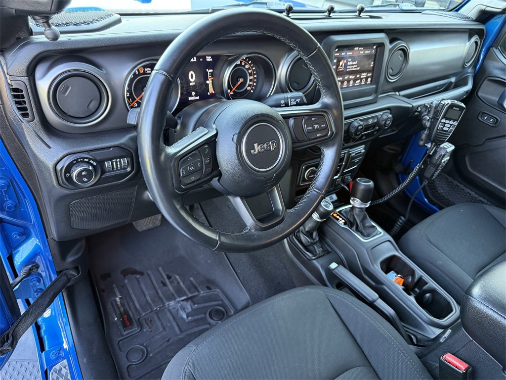 Used 2021 Jeep Gladiator Sport image 11