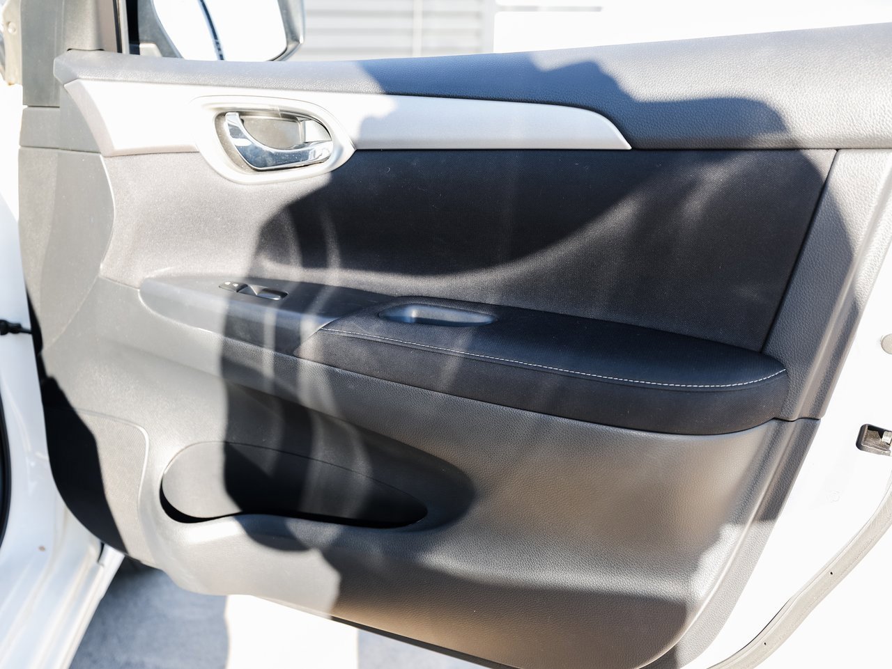 Used 2014 Nissan Sentra SV w/ SV Driver Package image 27