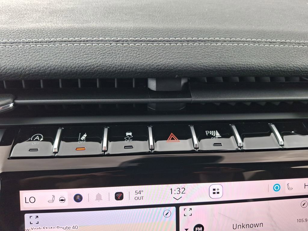 New 2025 Jeep Grand Cherokee Limited w/ Black Appearance Package image 20