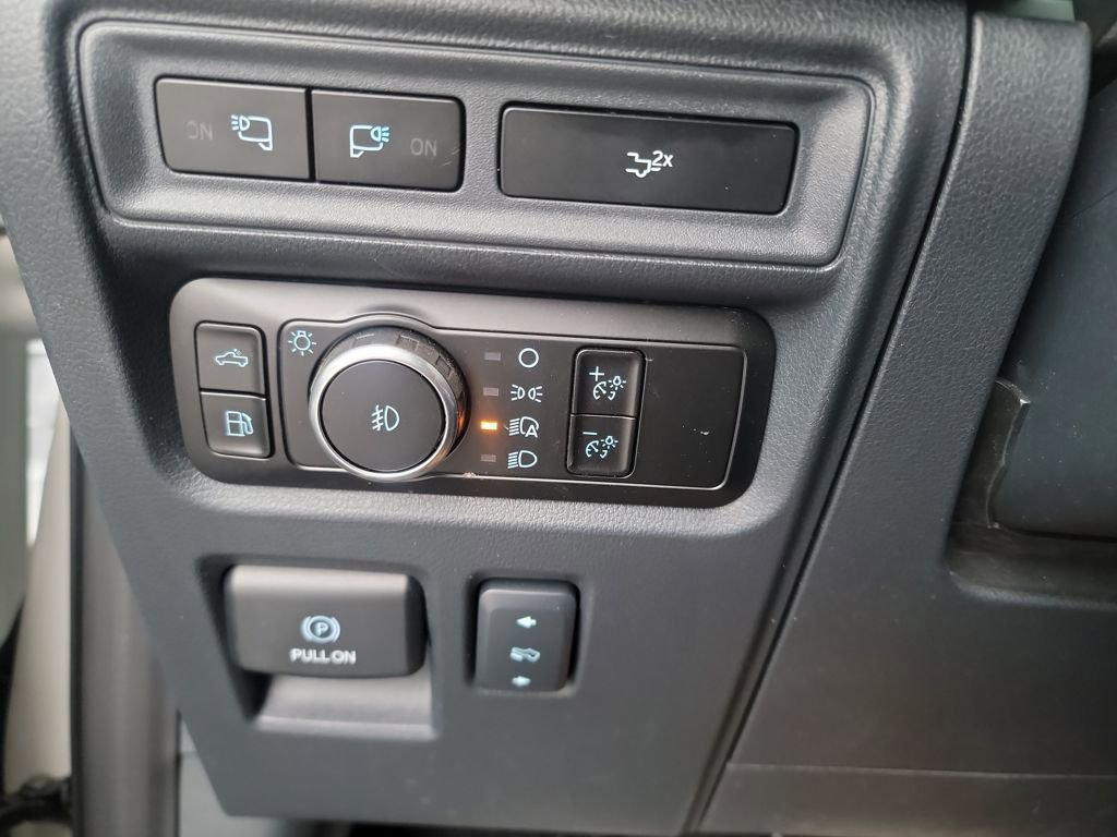 Used 2023 Ford F150 Lariat w/ Equipment Group 502A High AWD/4WD image 35
