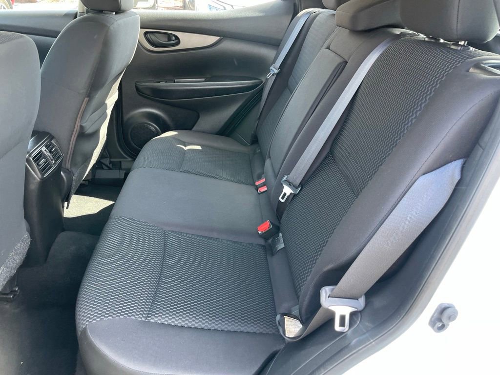 Used 2018 Nissan Rogue Sport S w/ S Appearance Package AWD/4WD image 10