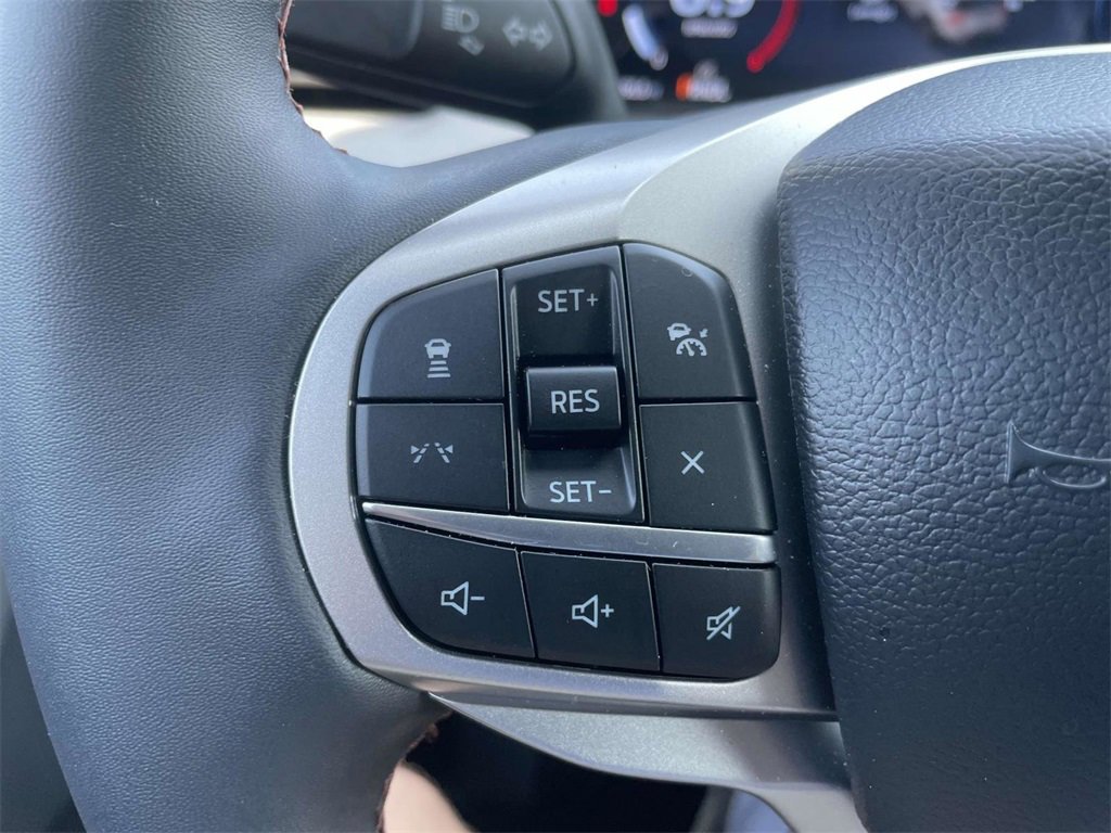 New 2025 Ford Explorer Active image 23