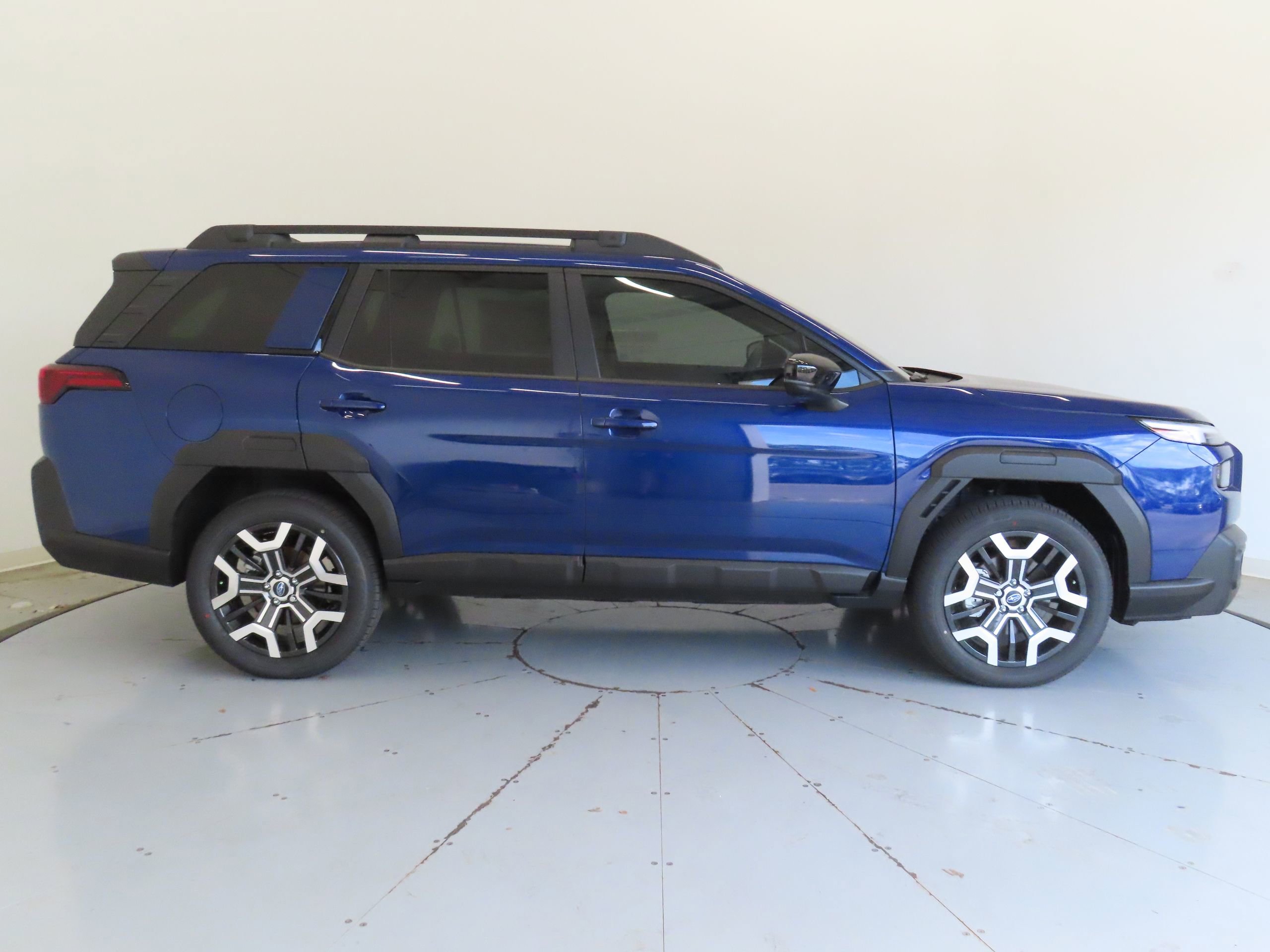 New 2026 Subaru Outback Touring XT AWD/4WD image 2