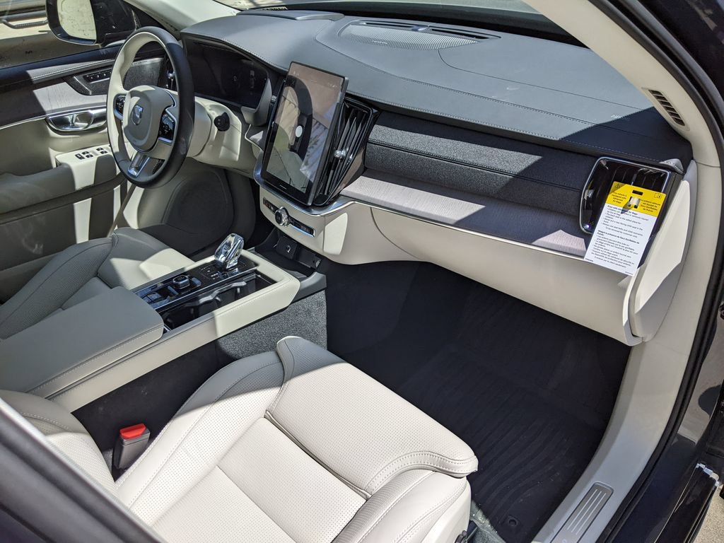 New 2026 Volvo XC90 B6 Ultra w/ Protection Package Premier AWD/4WD image 21