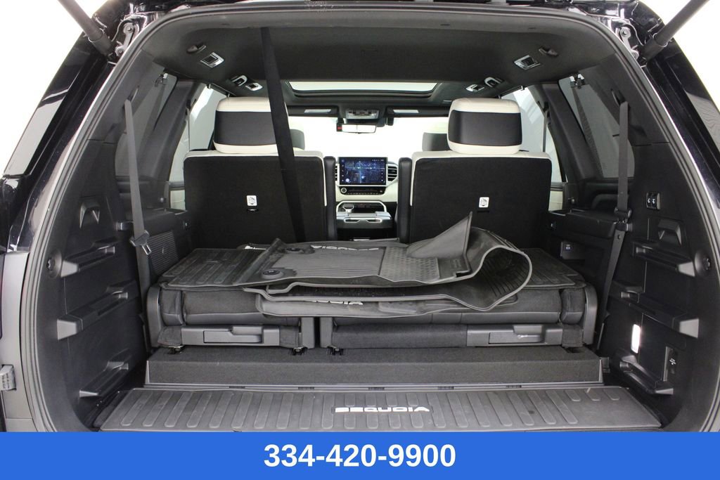 Used 2025 Toyota Sequoia Capstone image 32