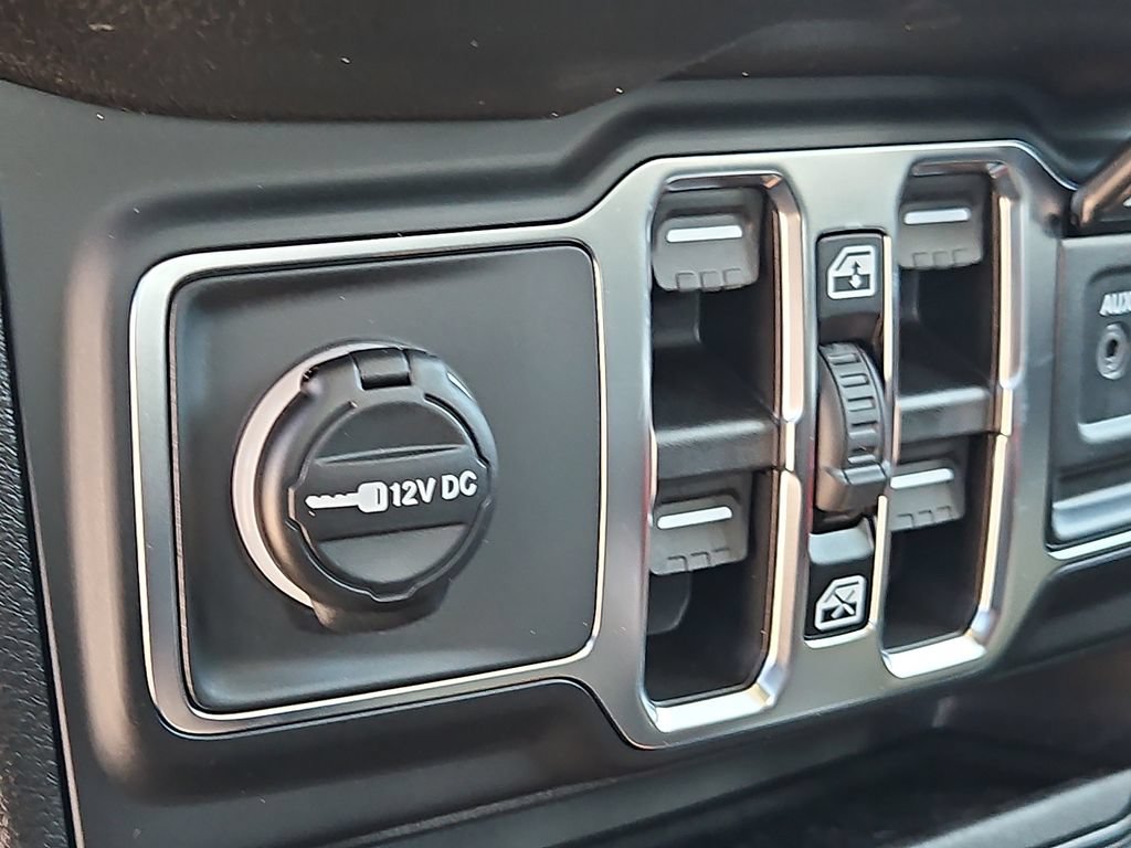 New 2026 Jeep Gladiator Sport AWD/4WD image 13