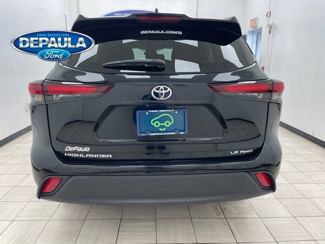 Used 2024 Toyota Highlander LE AWD/4WD image 25
