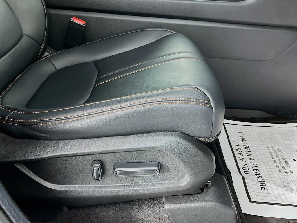 Used 2025 Honda Pilot TrailSport image 34