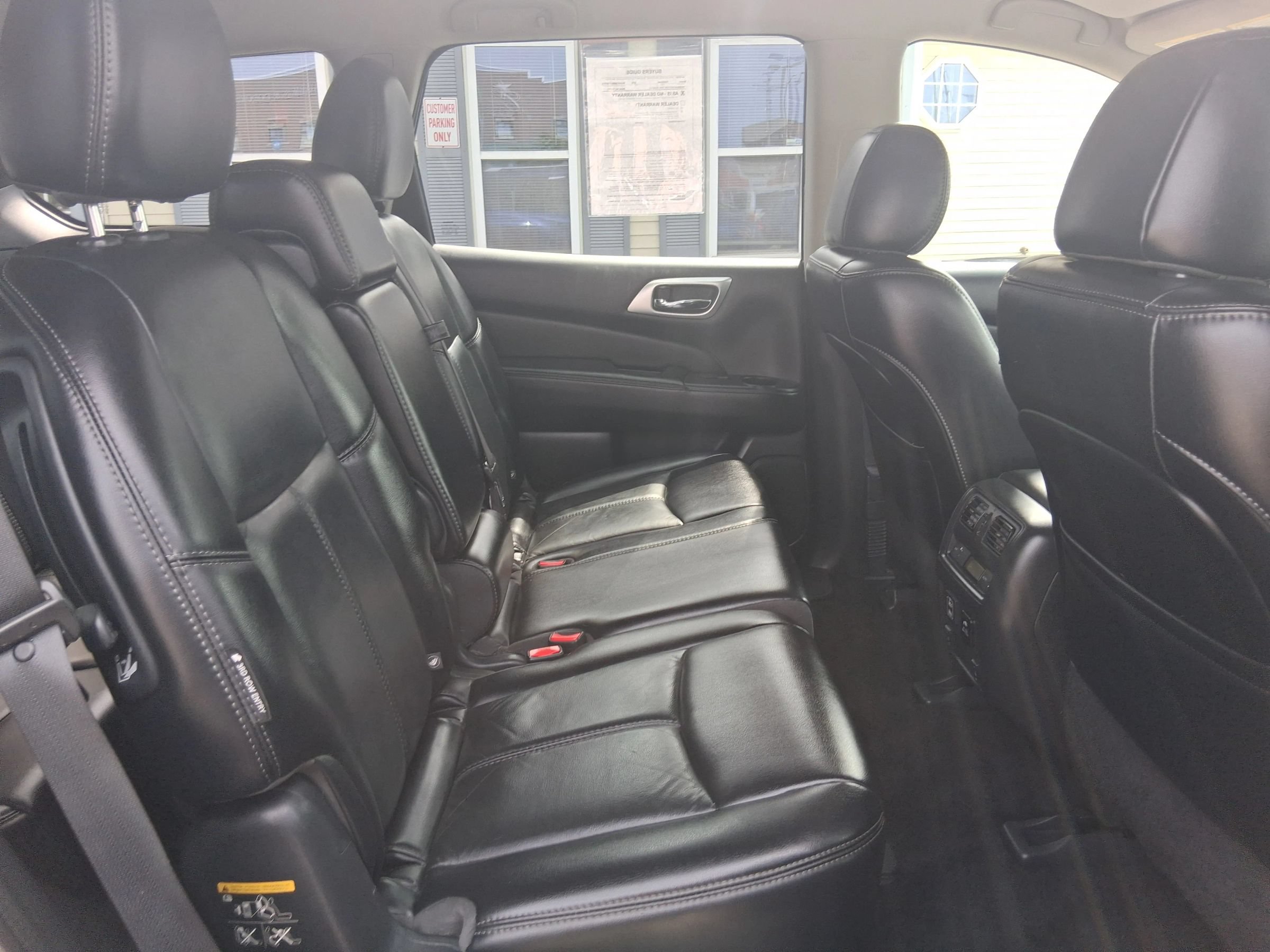 Used 2018 Nissan Pathfinder SL w/ Cargo Package AWD/4WD image 27