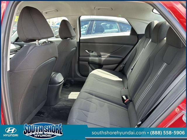 Certified 2023 Hyundai Elantra SEL FWD image 13