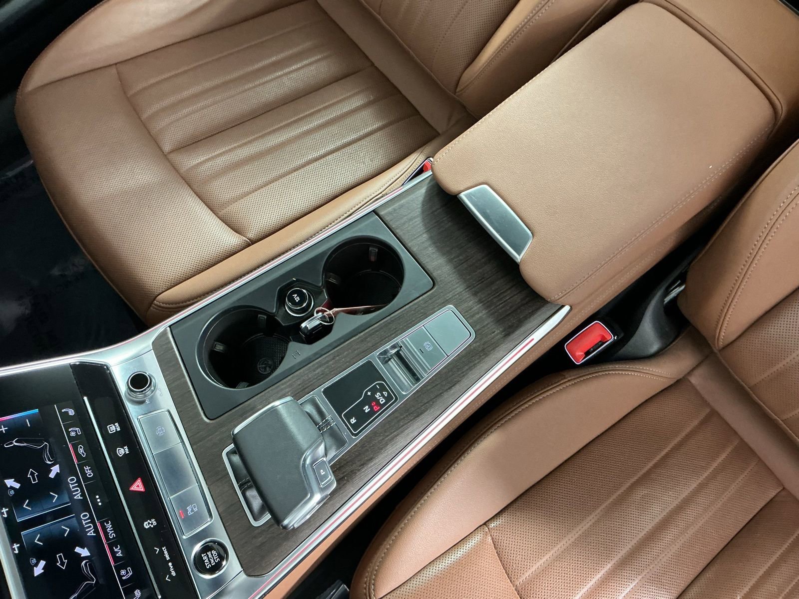 Used 2024 Audi A6 Premium Plus image 18