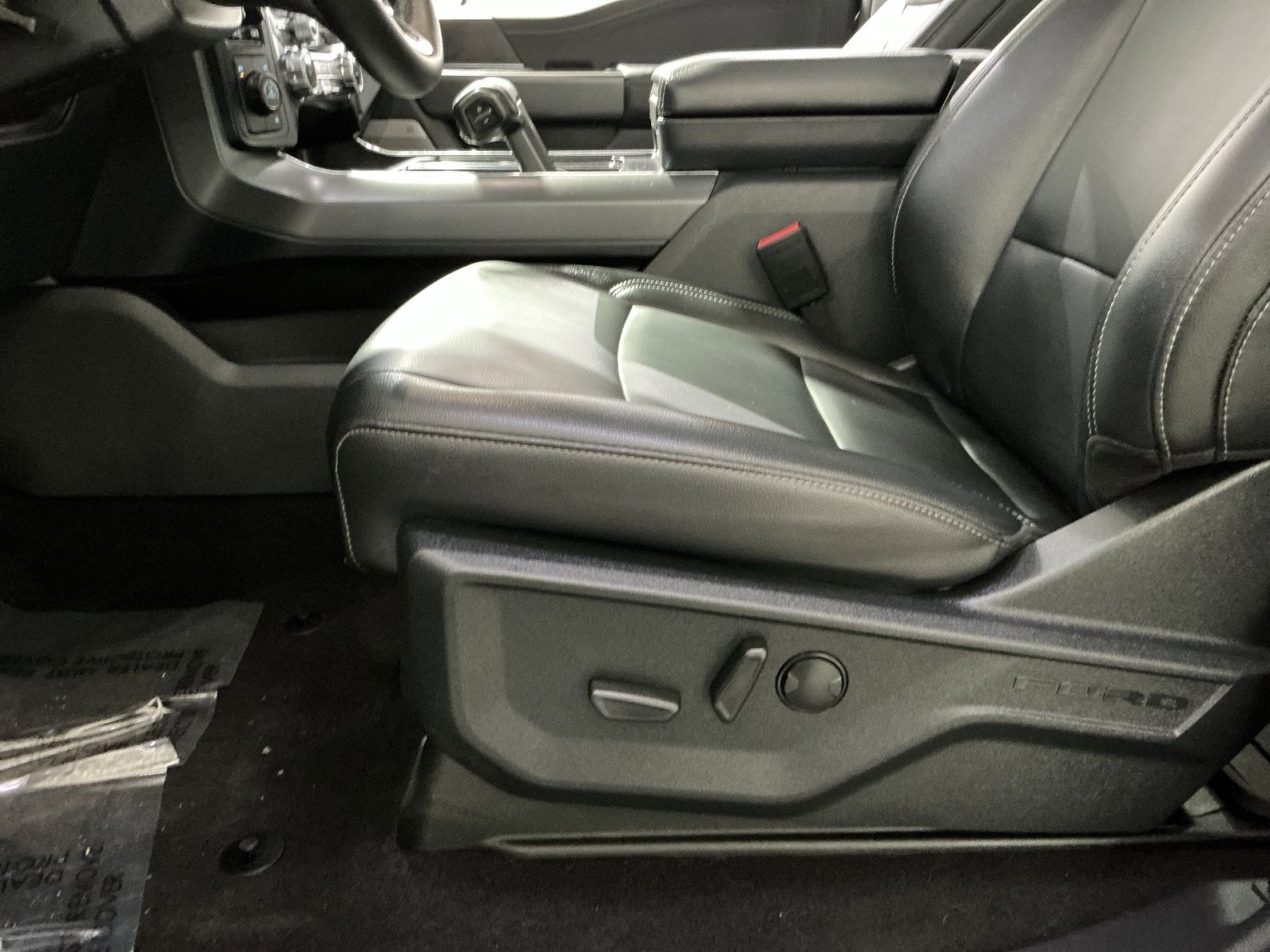 Used 2025 Ford F150 XLT w/ Equipment Group 303A High image 22