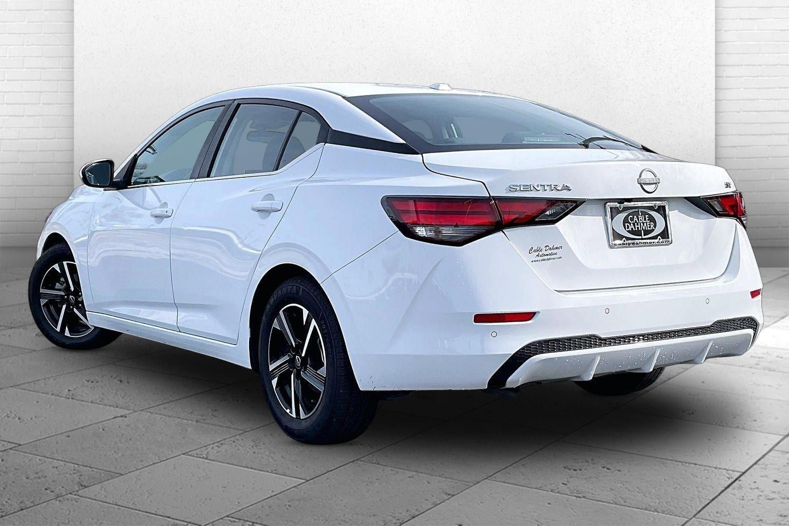 Used 2024 Nissan Sentra SV image 11