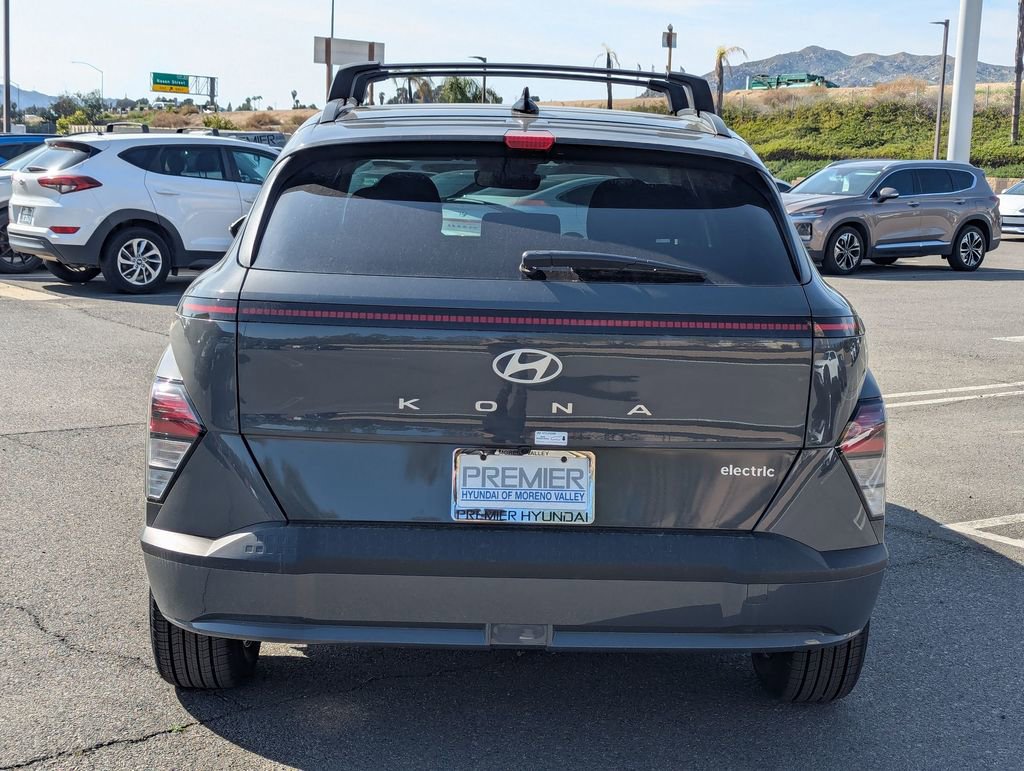 New 2025 Hyundai Kona SEL image 5