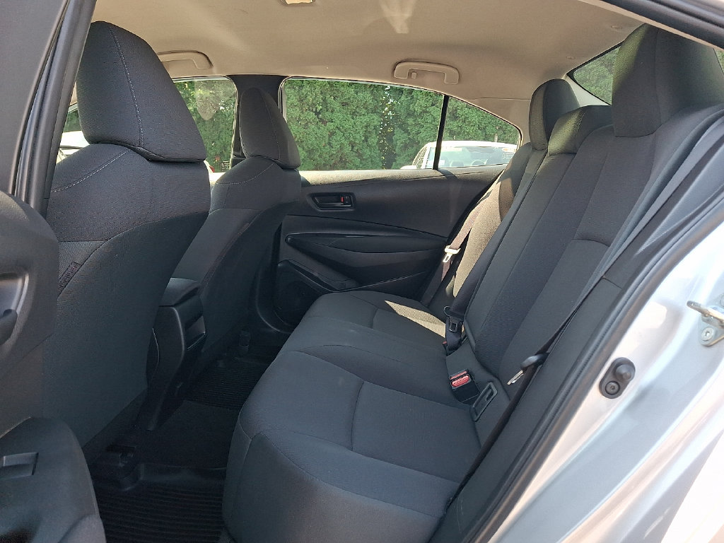 Used 2022 Toyota Corolla LE FWD image 10