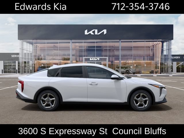 New 2026 Kia K4 FWD image 9