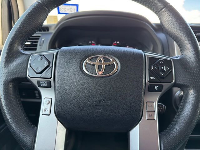 Used 2021 Toyota 4Runner SR5 Premium w/ Moonroof Package AWD/4WD image 16