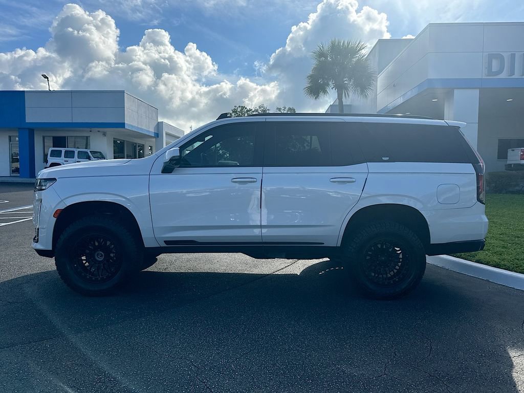 Used 2022 Cadillac Escalade Luxury image 9