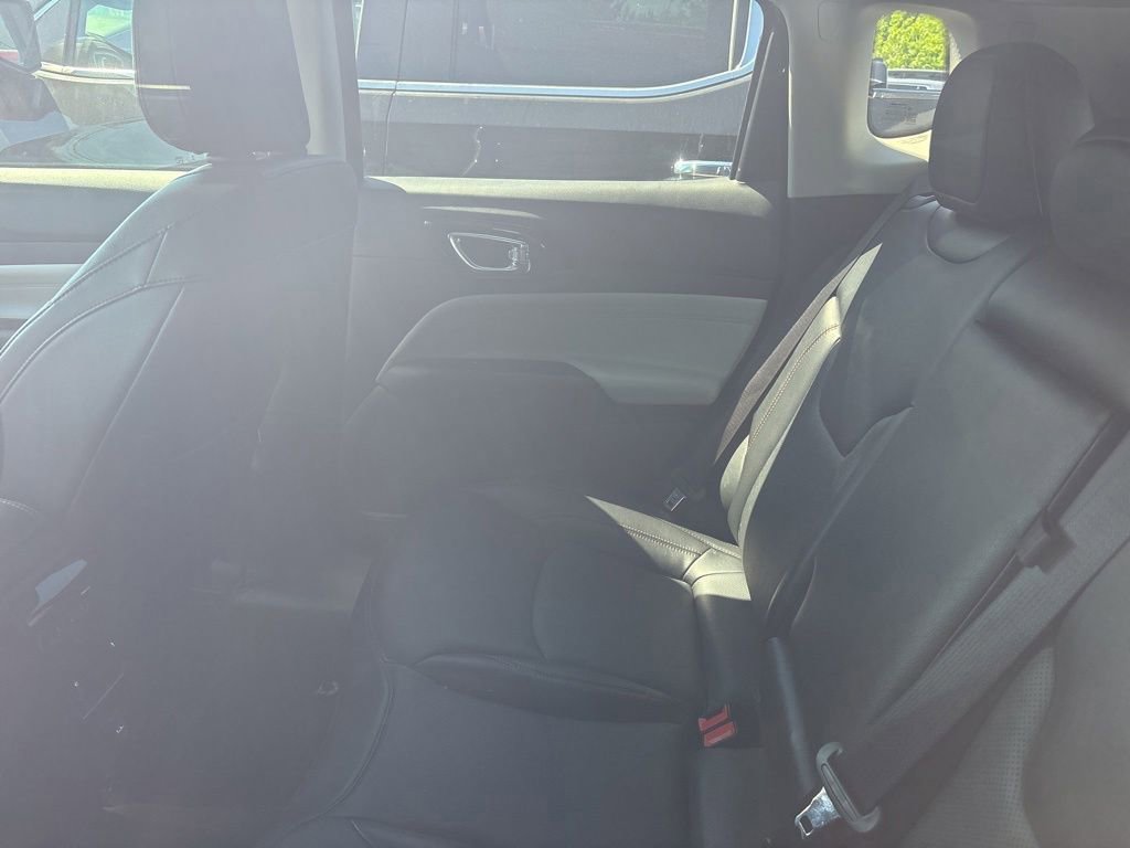 Used 2022 Jeep Compass Limited AWD/4WD image 10