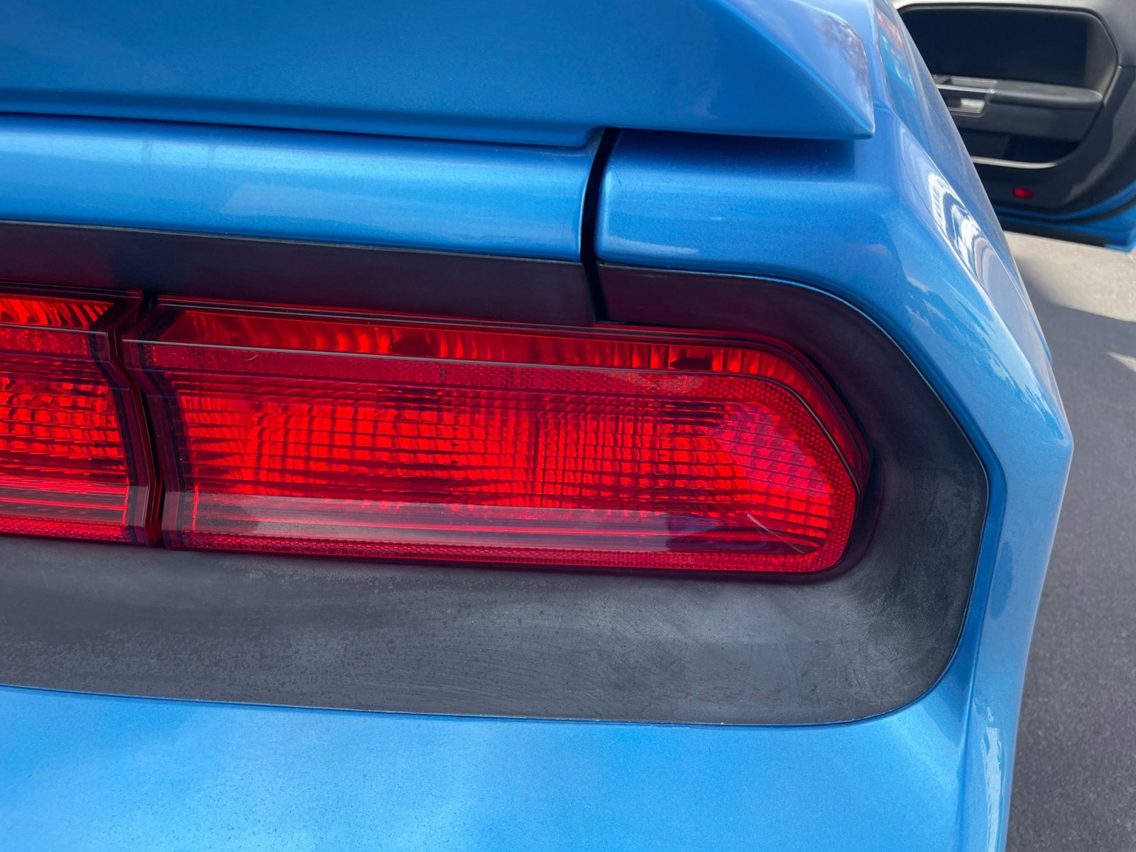 Used 2010 Dodge Challenger R/T RWD image 27