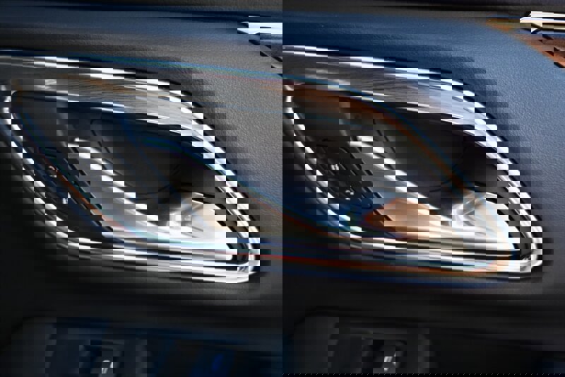 Used 2022 GMC Yukon SLE image 42