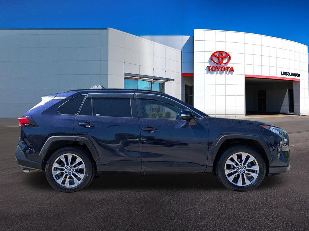 Used 2020 Toyota RAV4 XLE Premium w/ All Weather Liner Package AWD/4WD image 10