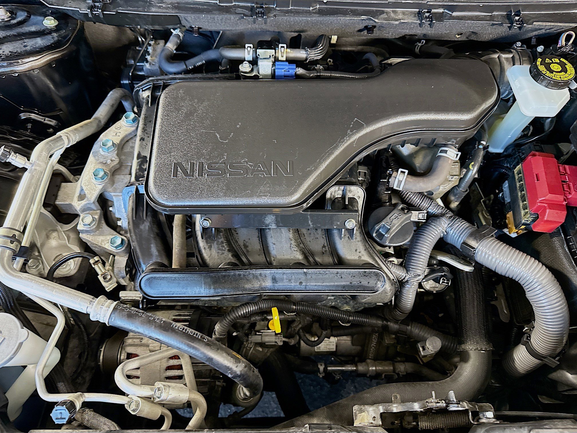Used 2020 Nissan Rogue Sport S image 38