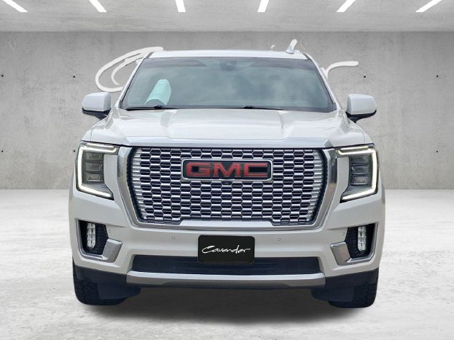 Used 2021 GMC Yukon XL Denali w/ Denali Premium Package AWD/4WD image 23
