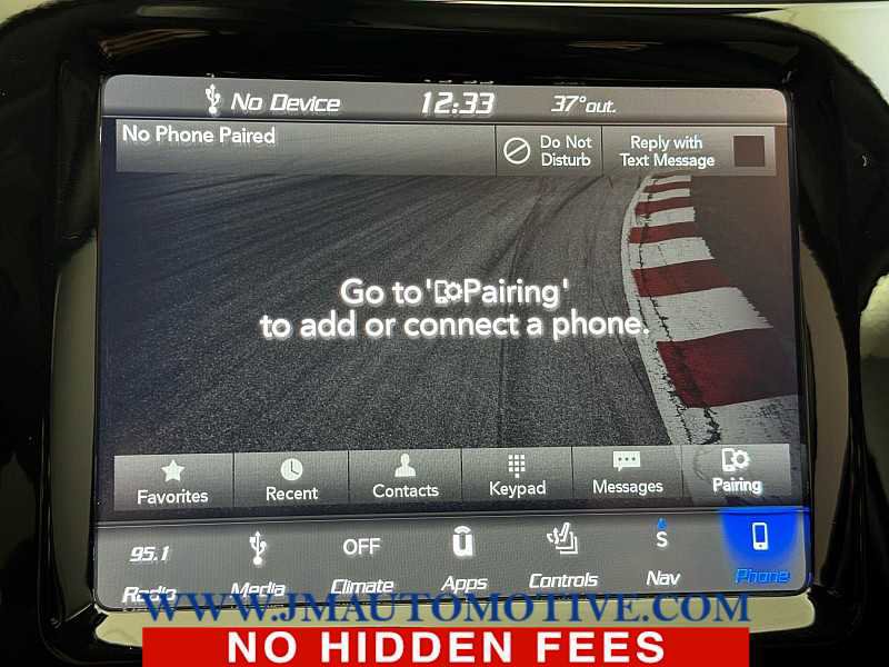 Used 2019 Jeep Cherokee Limited image 32