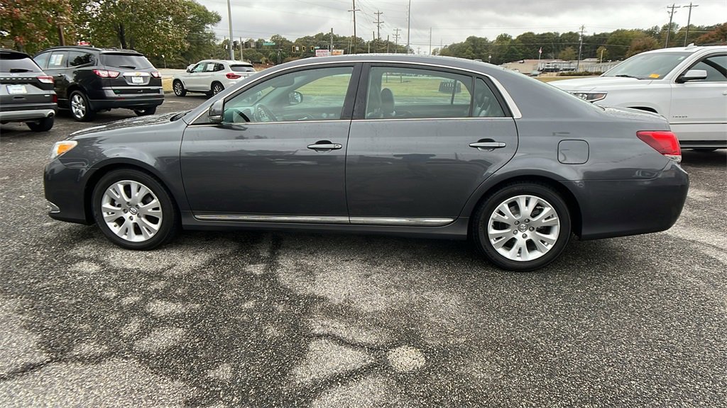 Used 2012 Toyota Avalon image 8