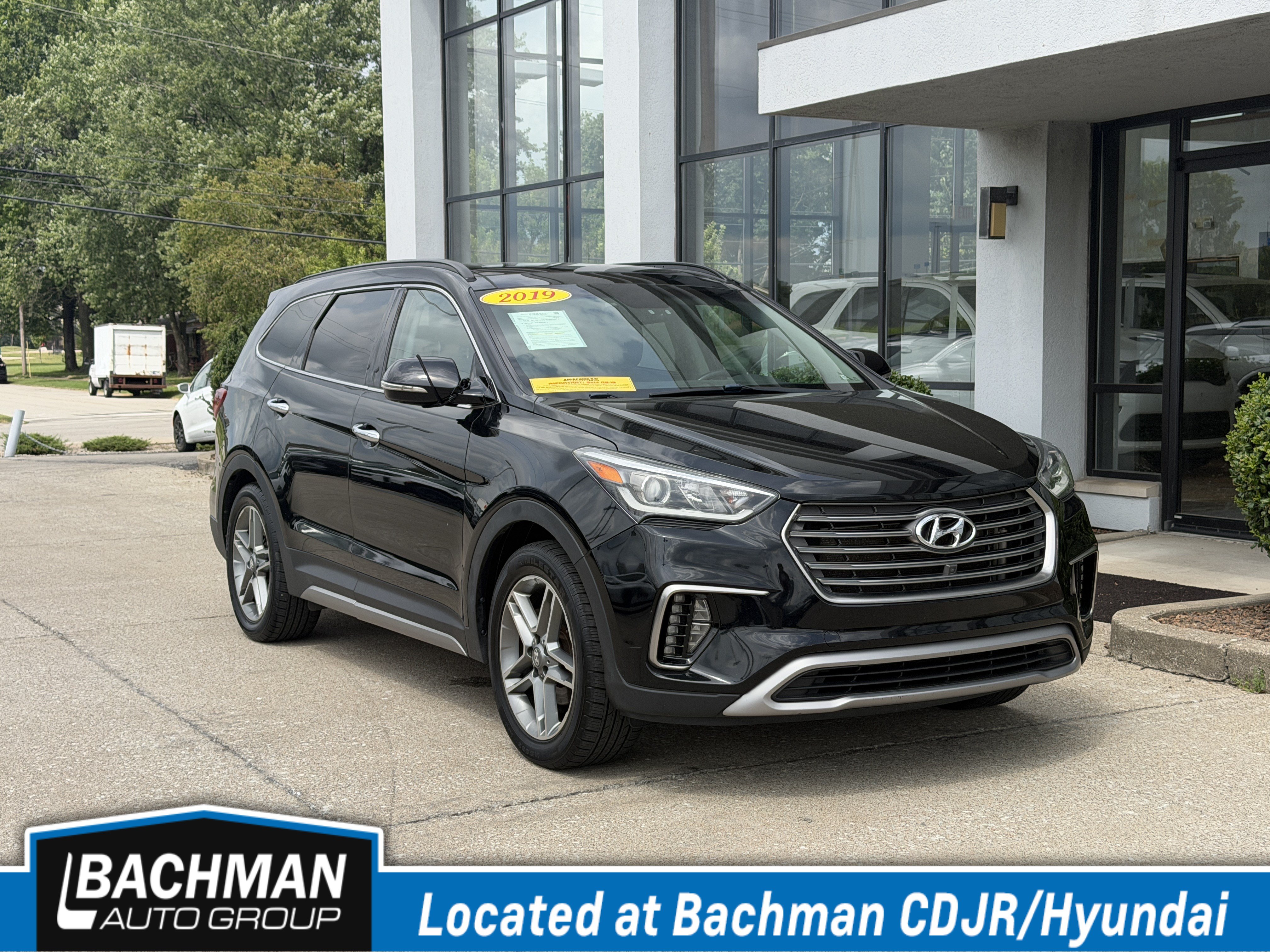 Used 2019 Hyundai Santa Fe XL w/ Cargo Package FWD image 1
