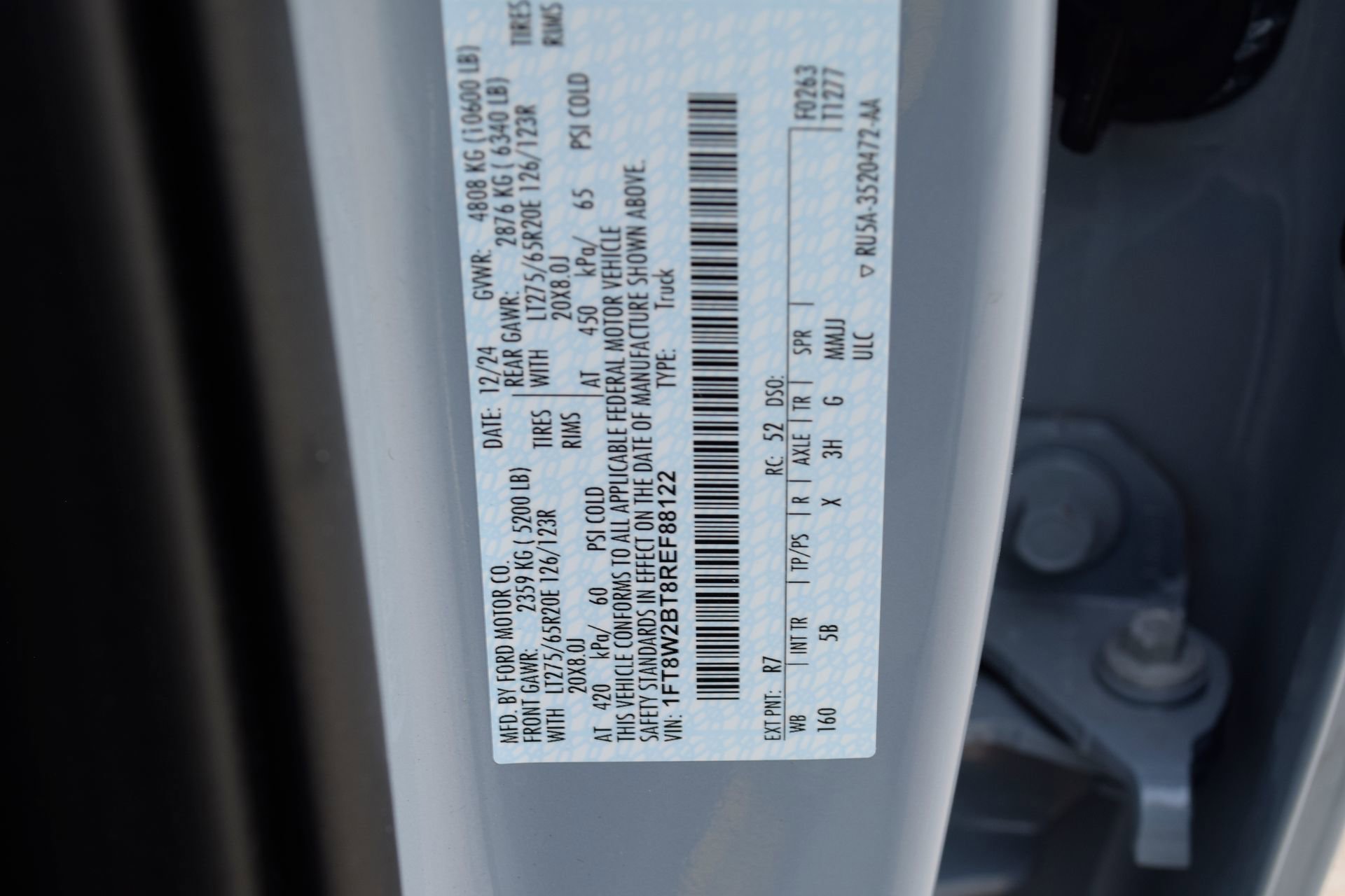 Used 2024 Ford F250 Lariat w/ Black Appearance Package image 26