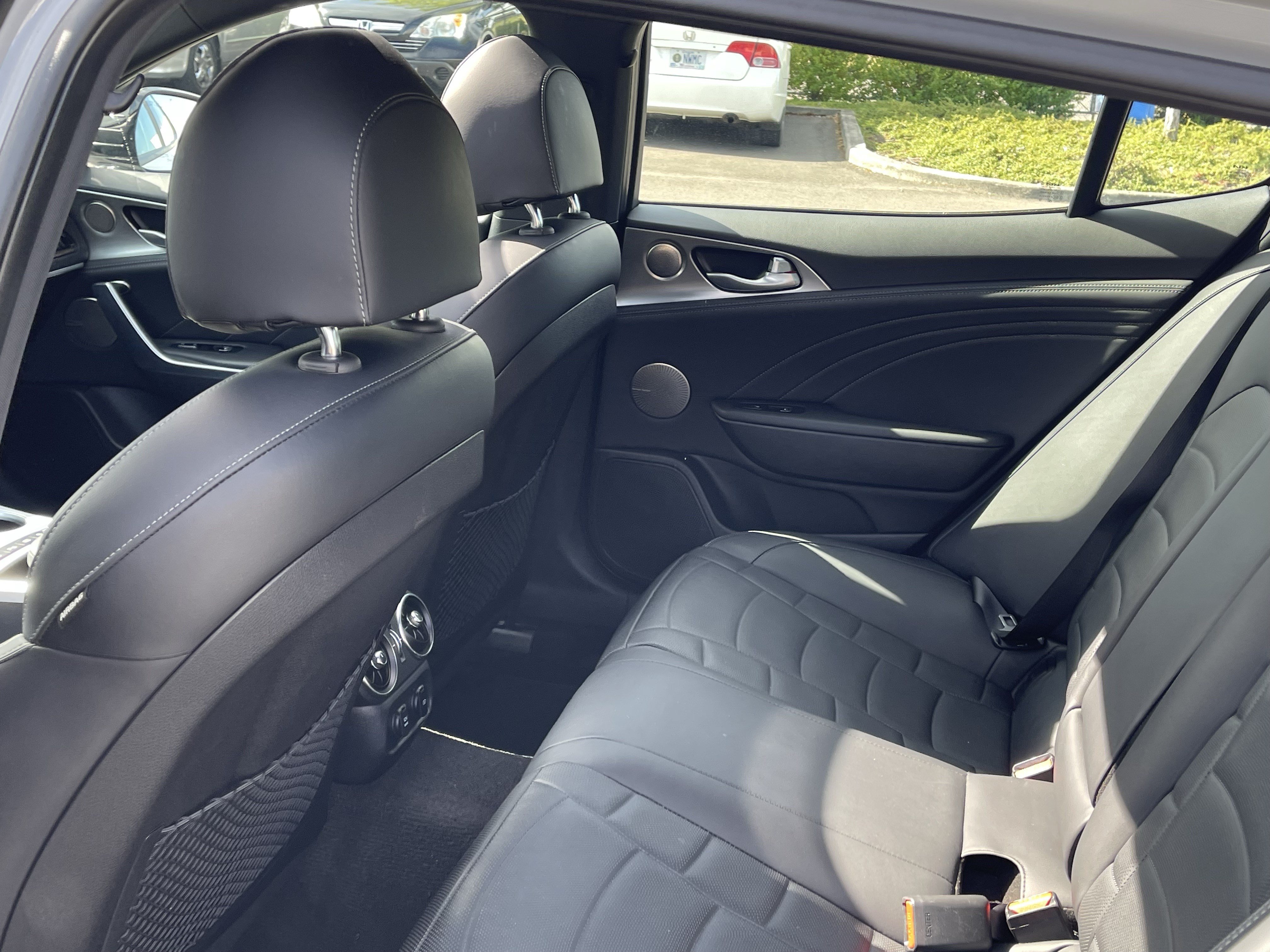 Used 2022 Kia Stinger GT2 AWD/4WD image 14