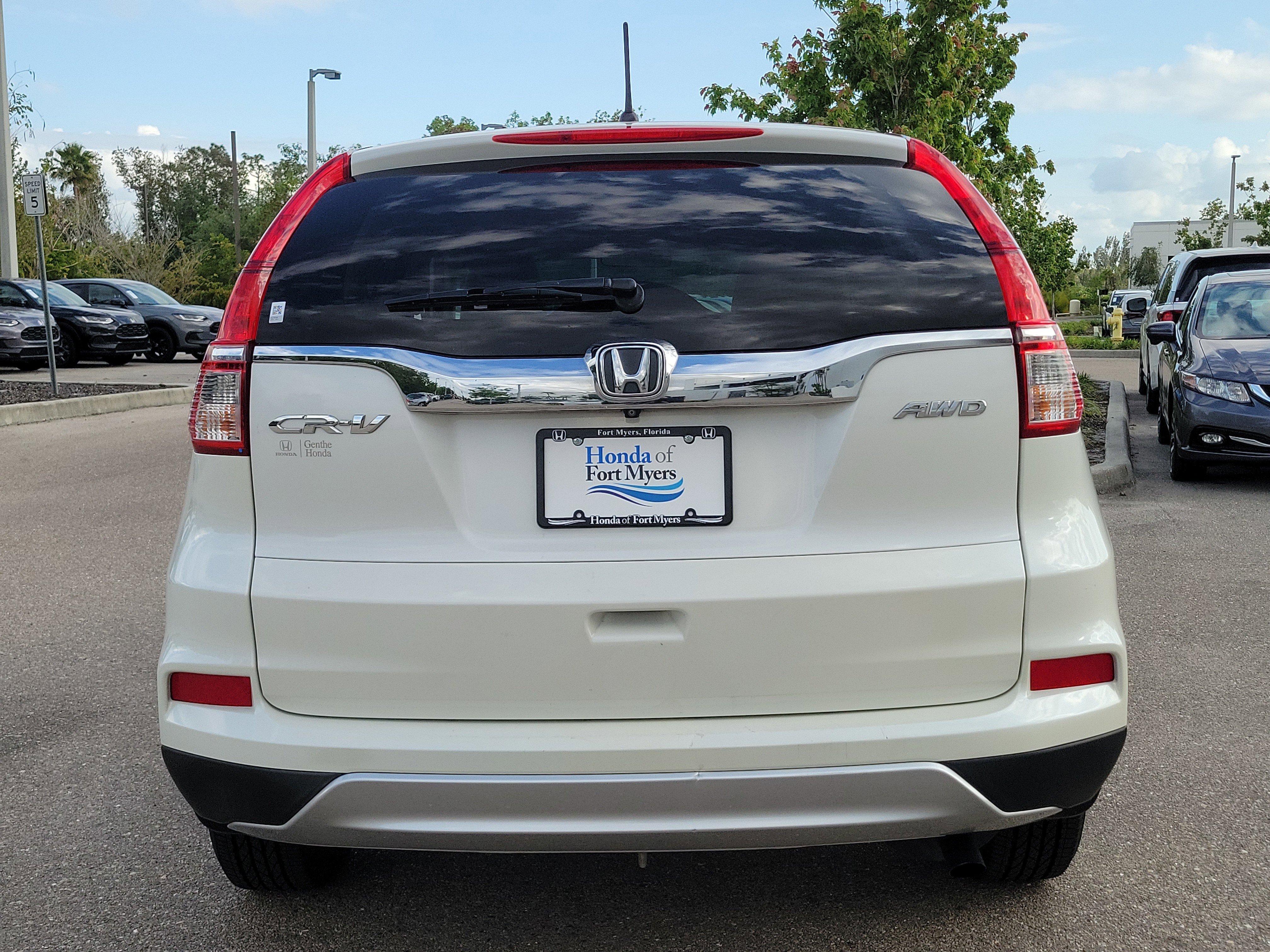 Used 2015 Honda CR-V EX image 5