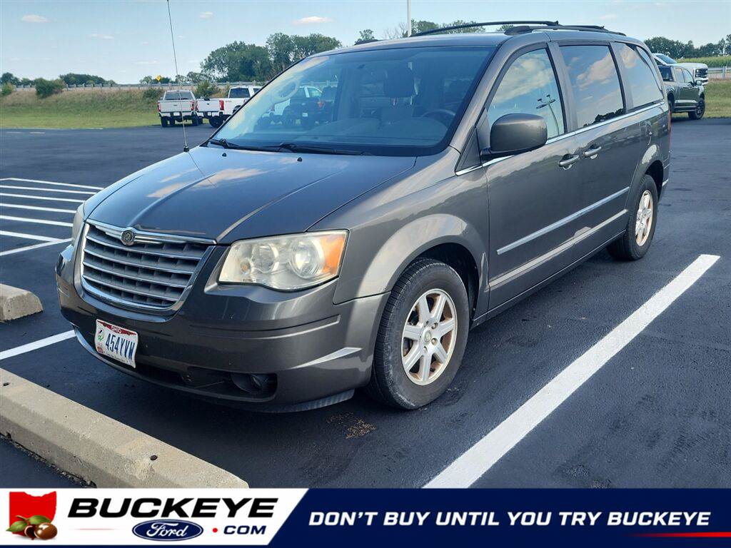 Used 2010 Chrysler Town & Country Touring Plus FWD image 1
