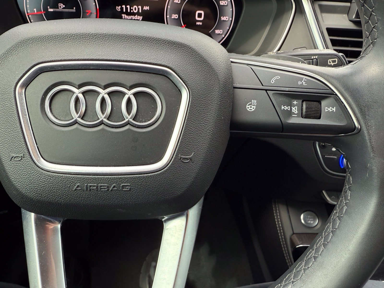 Used 2023 Audi Q5 2.0T Premium Plus w/ Premium Plus Package AWD/4WD image 17